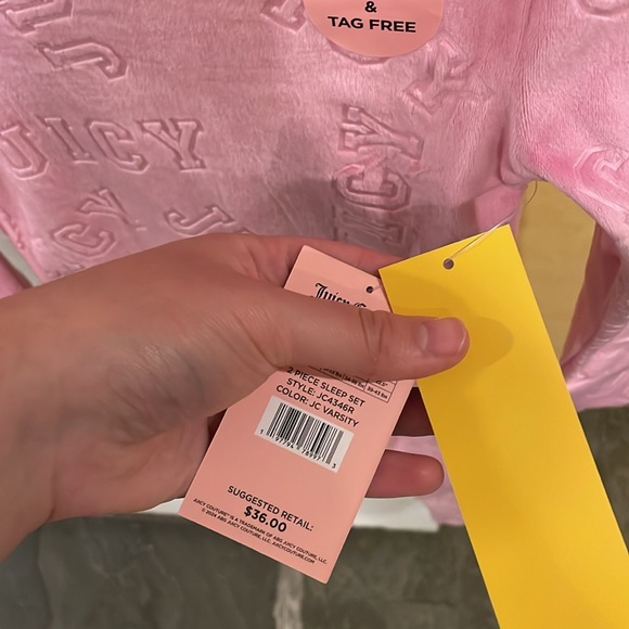 Juicy Couture BNWT Pajamas Super Soft 2 Pieces - Picture 6 of 7